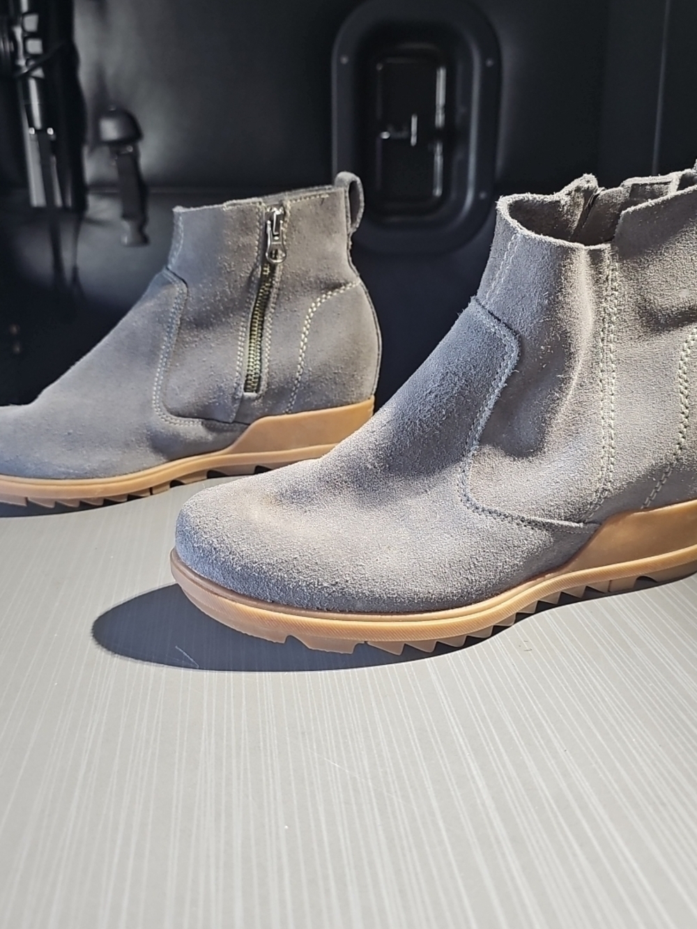Sorel Evie II Waterproof Suede‎ Wedge Side Zip Booties In Grey Women's 7.5 EUC